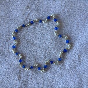 Handmade Elegant Blue and Pearl Necklace